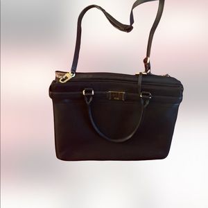 Tumi Larkin “EDNA” Womens Black Laptop Brief…gently used in amazing condition